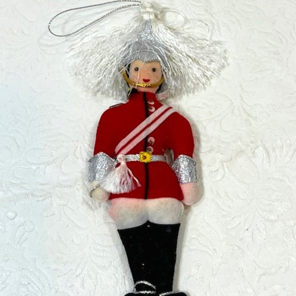 Queen's Guard Embroidered Felt Christmas Tree Ornament Handmade 7" - Picture 2 of 9
